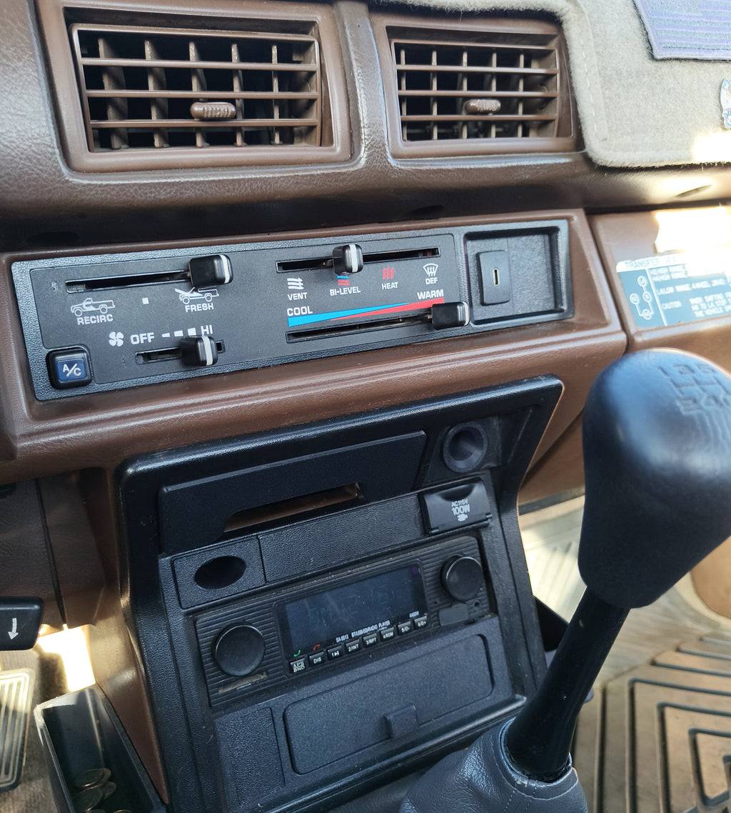 1984-1988 Toyota P/U and 4Runner Ashtray Cupholder