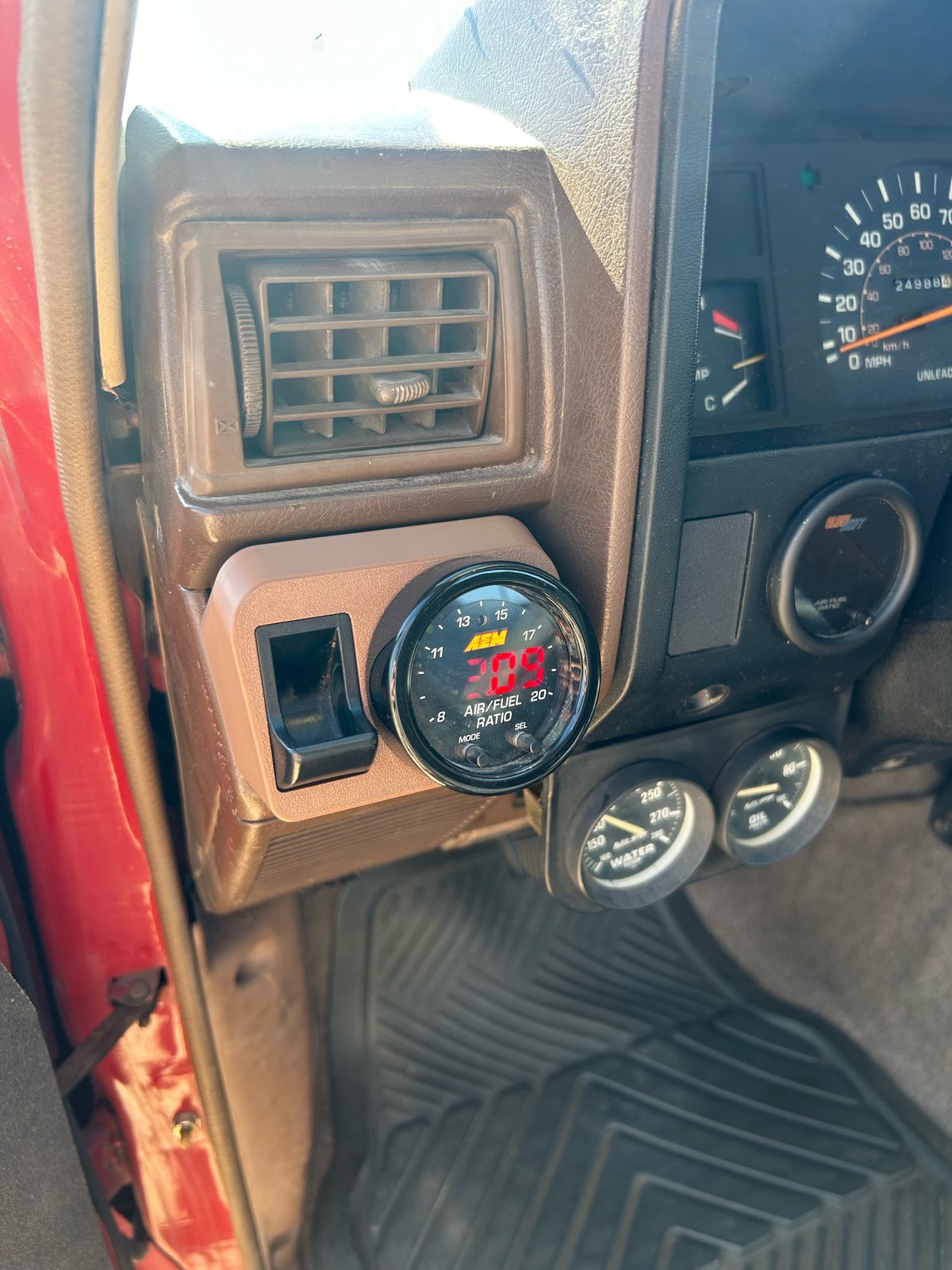 84-88 Toyota Truck and 4Runner Gauge Pod Mount 